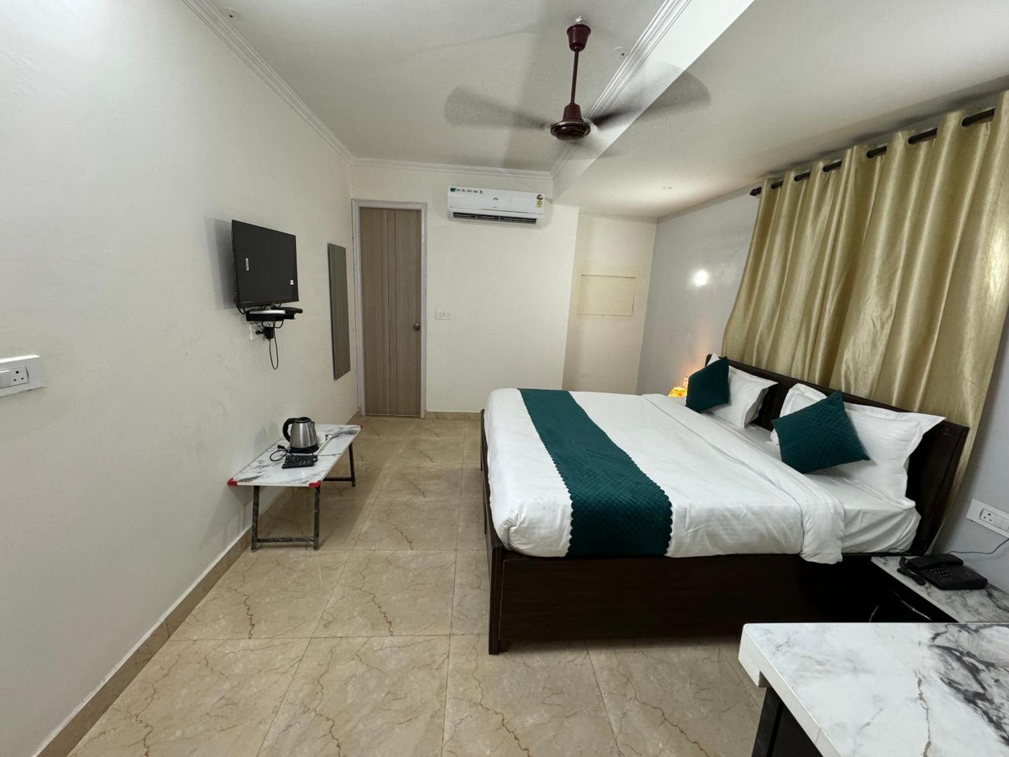 Airport Hotel Annexe New Delhi Exterior photo